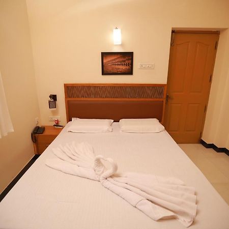 Jmj Comfort Hotel Salem Bagian luar foto
