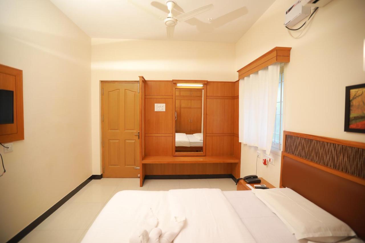Jmj Comfort Hotel Salem Bagian luar foto